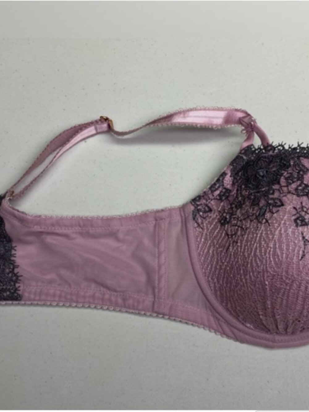 Ashley Graham PNK/GRY Lightly Lined Underwire, 40D *P1015 - Picture 3 of 7